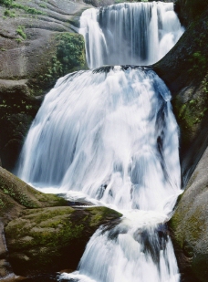 高山流水 瀑布图片