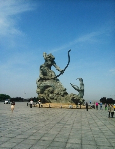 湖南 岳阳 巴陵广场 雕塑图片