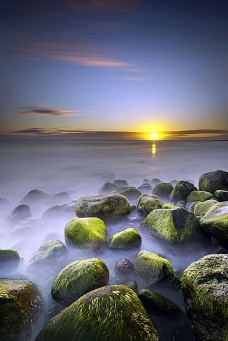 大自然清晨的海面风景