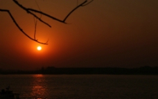 上江江上夕阳图片