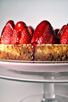 木头草莓蛋糕