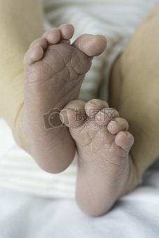 新生婴儿婴儿脚新生小儿童脚趾可爱人孩子