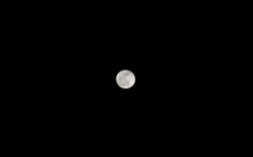 月球表面圆月图片